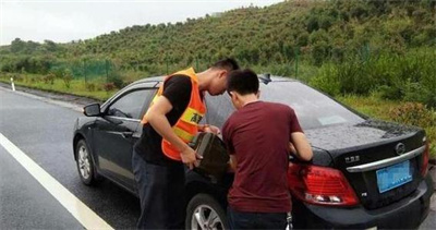 永嘉永福道路救援